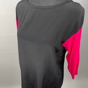 Bailey 44 Black 3/4 Sleeve Loose Shirt w/ Hot Pink Sleeves